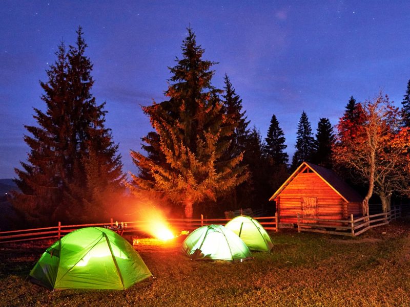night-camping-tourist-have-a-rest-at-a-campfire